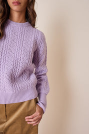 Maglia girocollo traforata