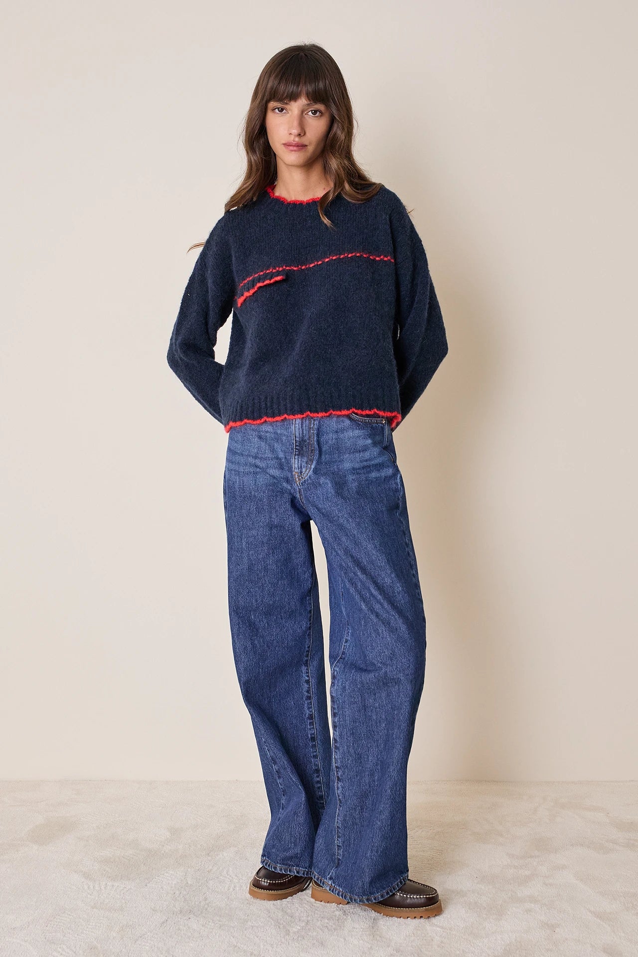 Maglia in alpaca con bordi smerlati