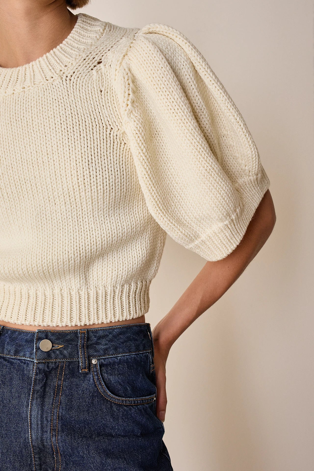 Merino wool sweater with puff sleeves