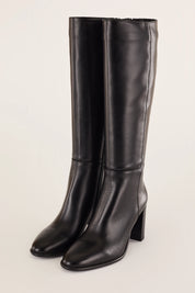 Stivali in pelle con tacco 8 cm
