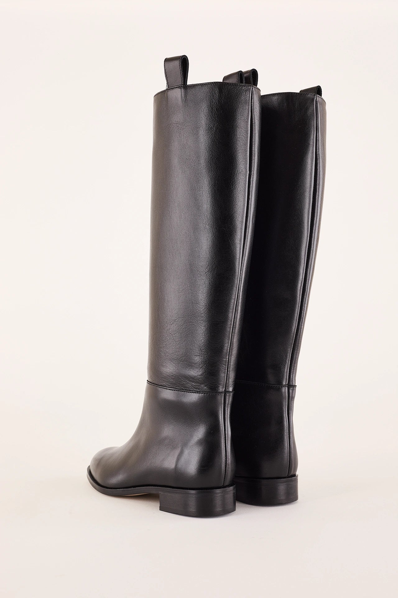 Riding boots