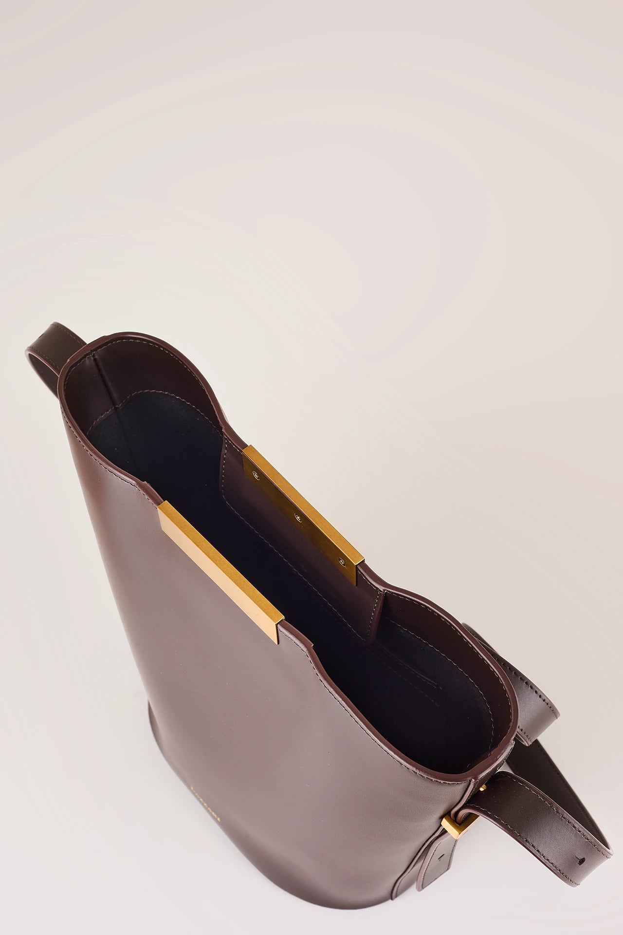 Borsa a secchiello con calamita