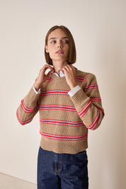 Maglia girocollo con righe jacquard