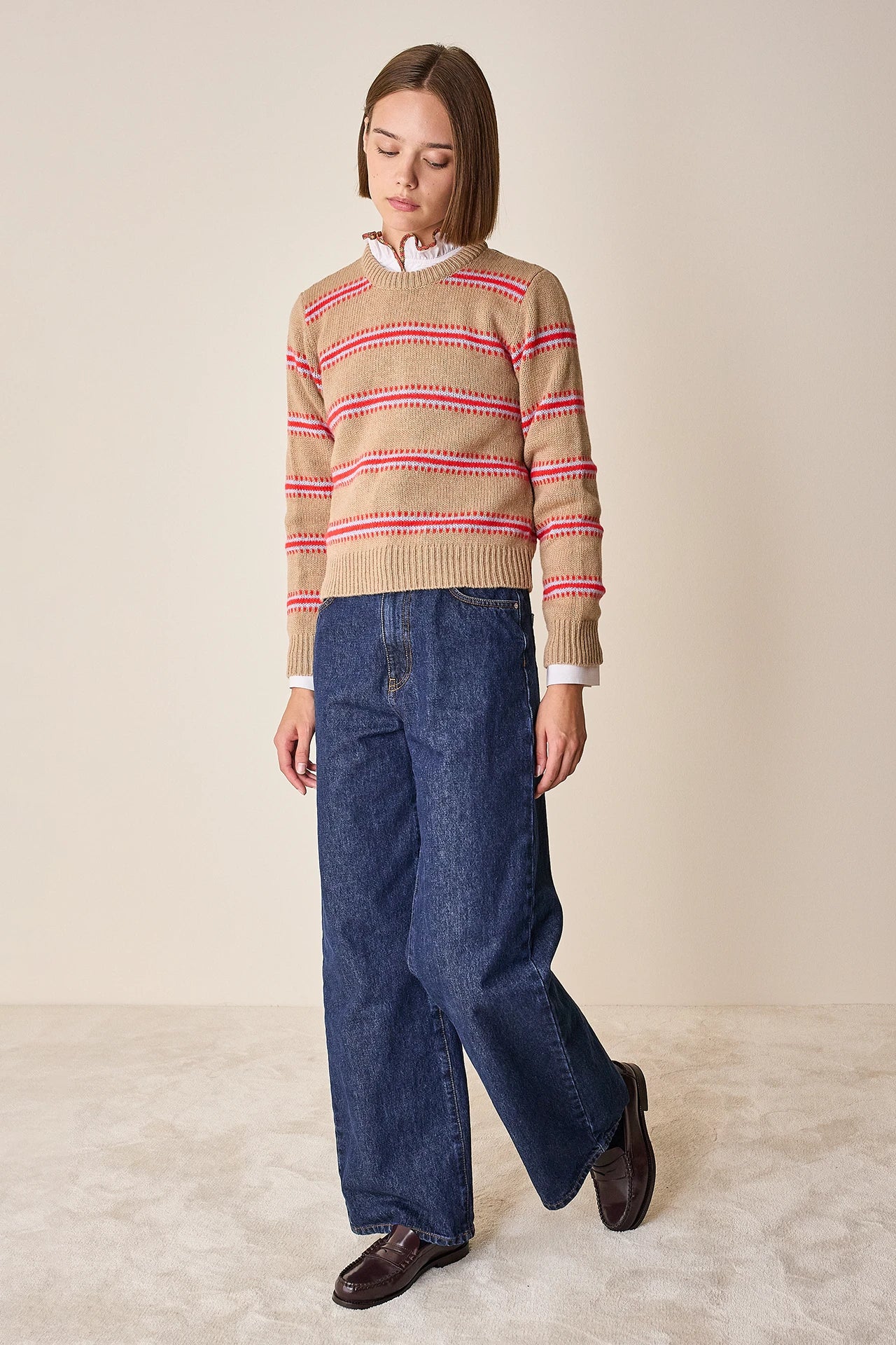 Maglia girocollo con righe jacquard
