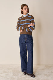 Maglia girocollo con righe jacquard