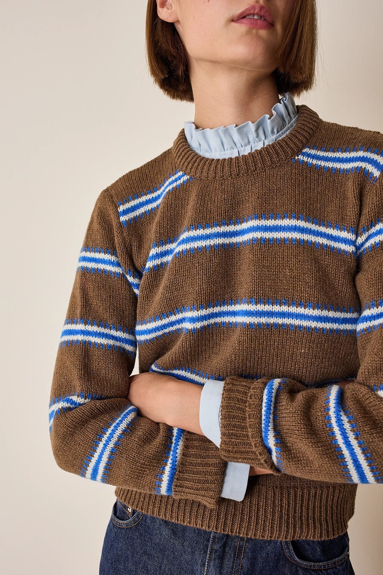 Maglia girocollo con righe jacquard