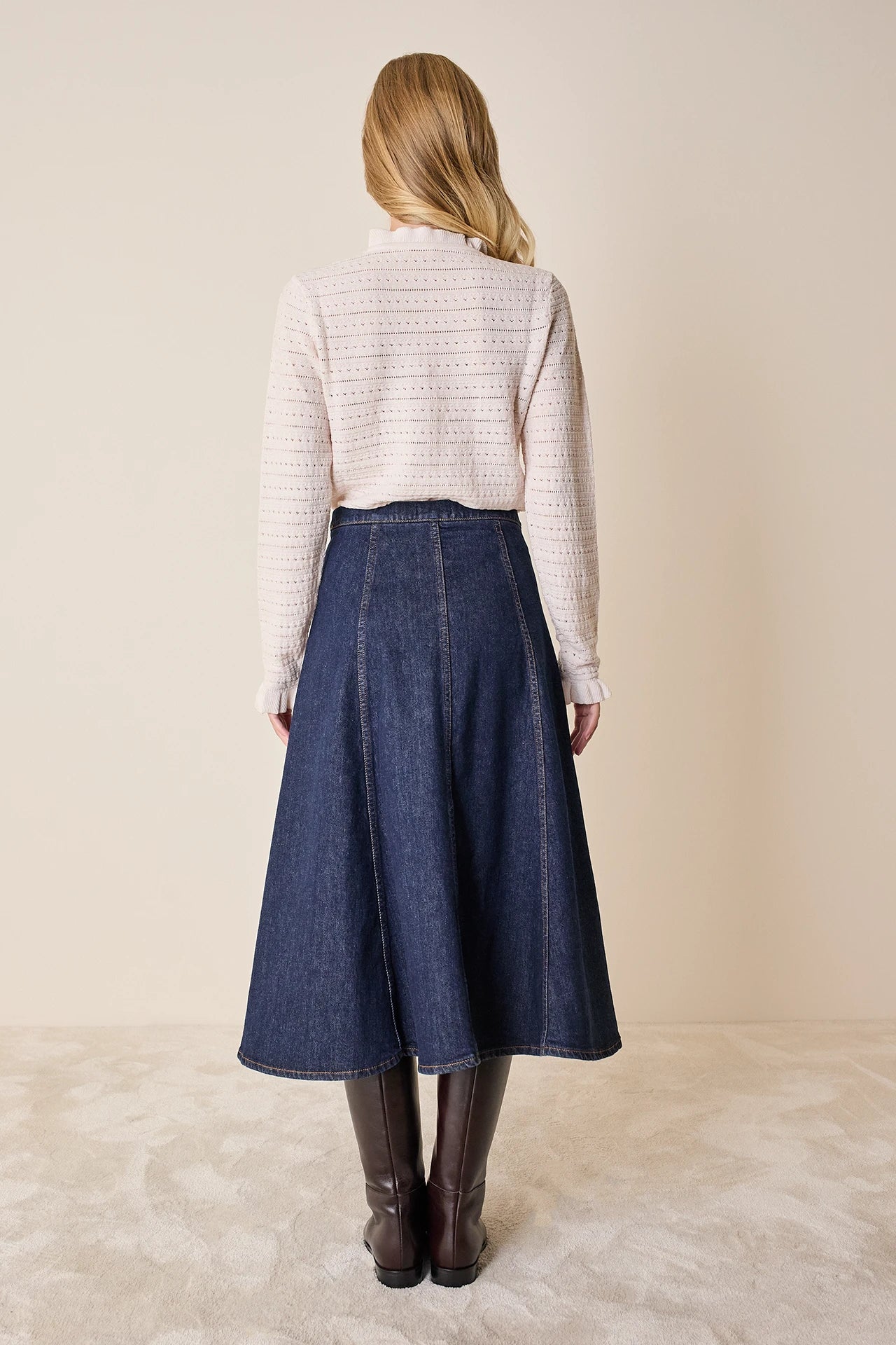 Maglia traforata con laccetto