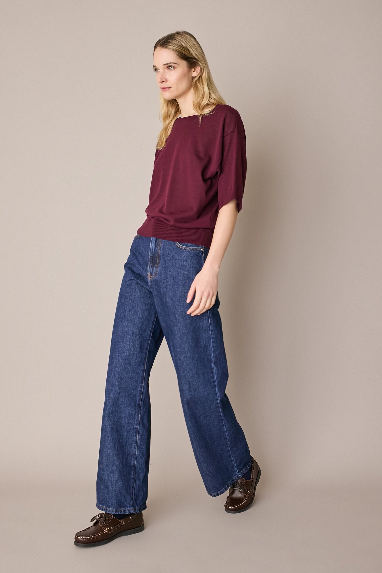 Maglia girocollo in cotone a mezze maniche