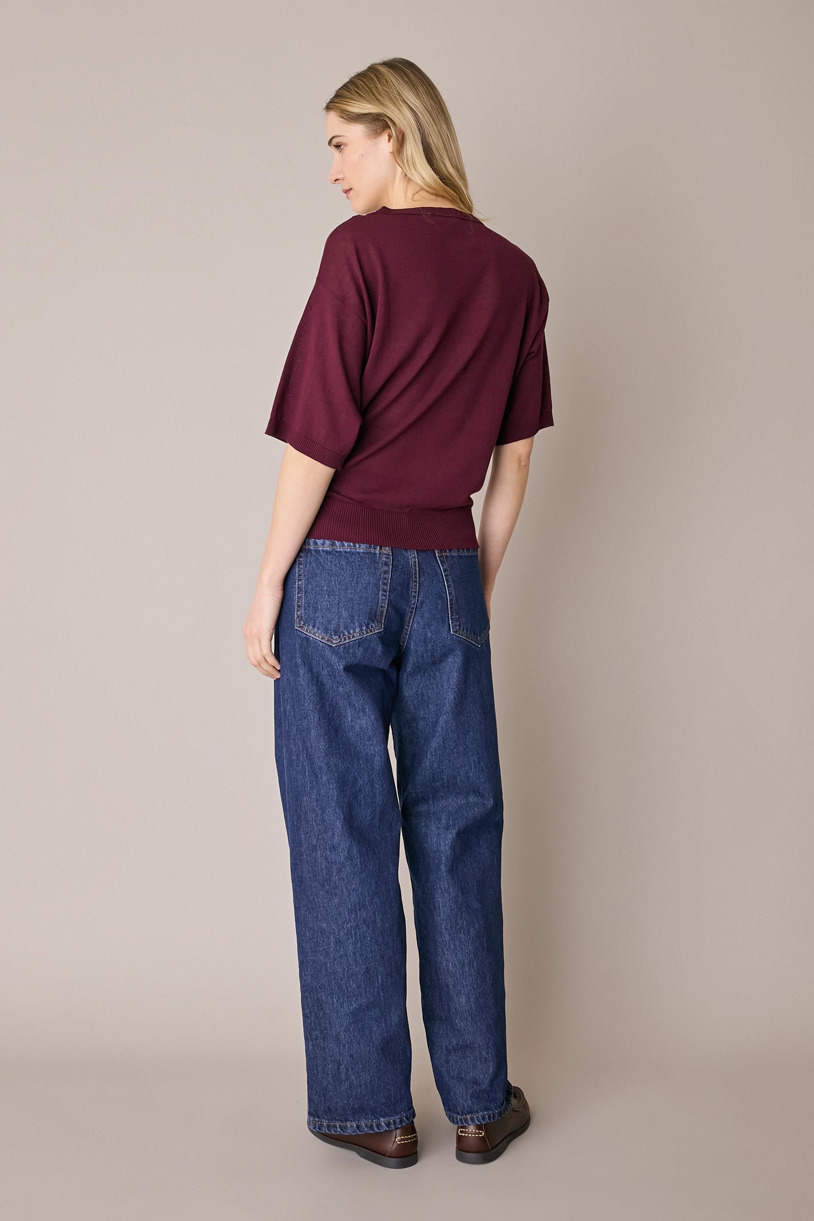 Maglia girocollo in cotone a mezze maniche