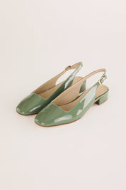Slingback con scollo quadrato
