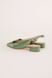 Slingback con scollo quadrato