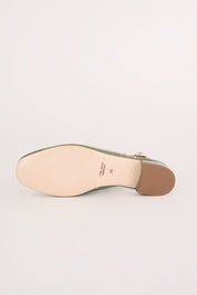 Slingback con scollo quadrato