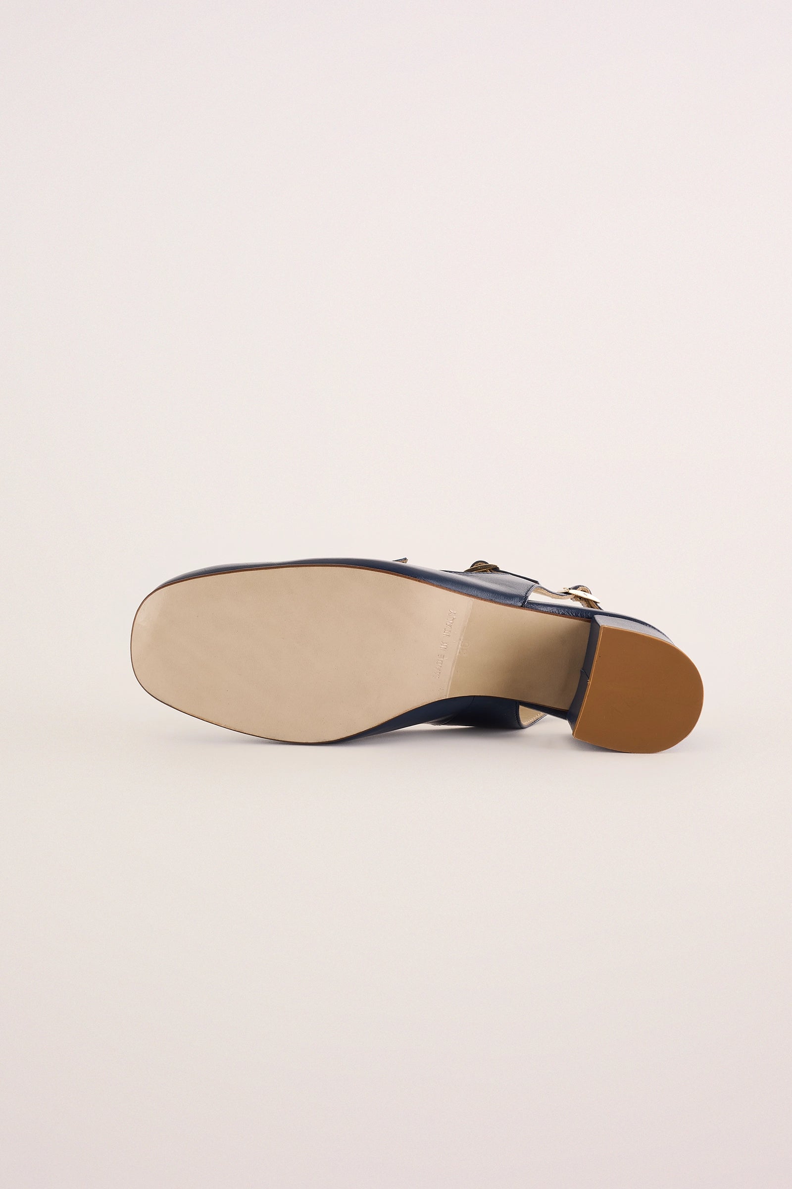 Slingback con tacco 5 cm e doppio laccetto