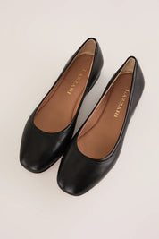 Everyday leather ballet flats
