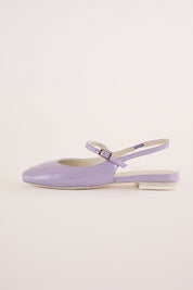 Round-toe slingbacks