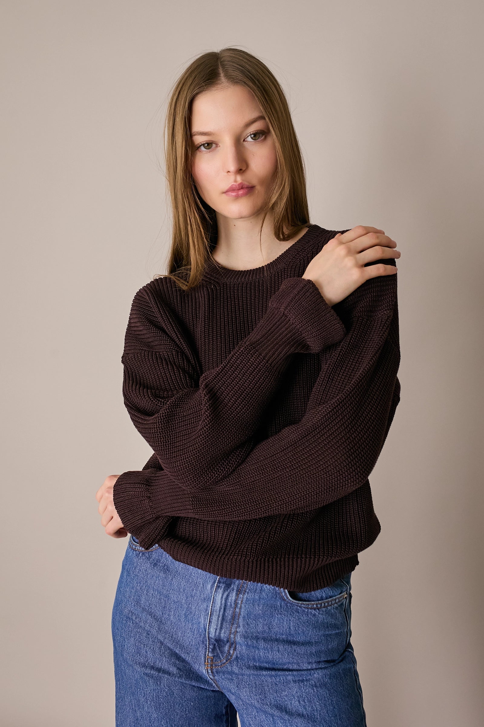 Maglia punto pannocchia con polsini volant