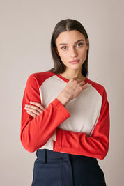 Maglia stile baseball con maniche raglan