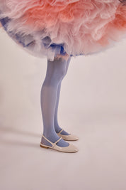 Round-toe slingbacks