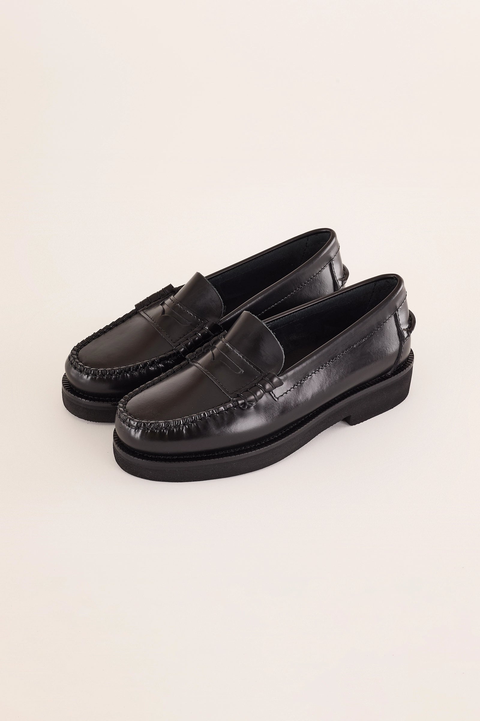 mocassini con suola in gomma leggera abrasivato nero, made in italy
