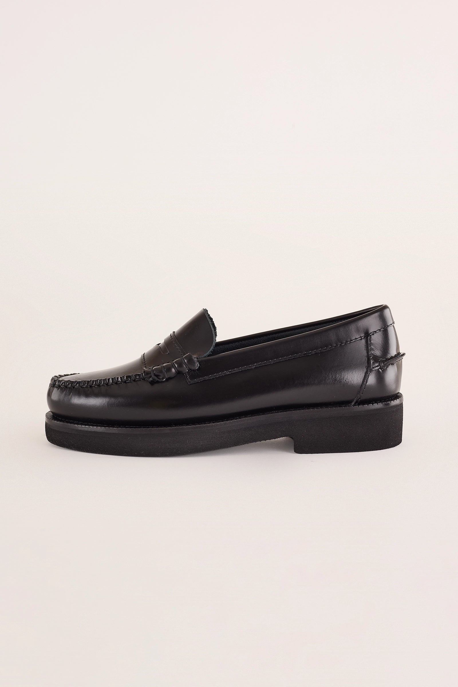 mocassini con suola in gomma leggera, made in italy, abrasivato nero