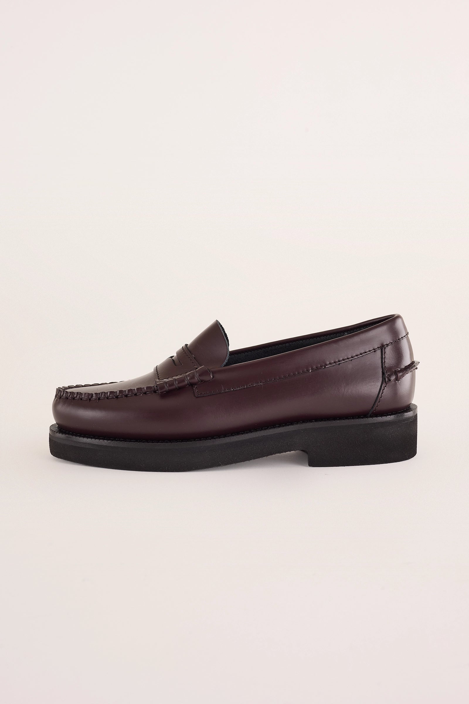 mocassini con suola in gomma leggera, made in italy, abrasivato bordeaux