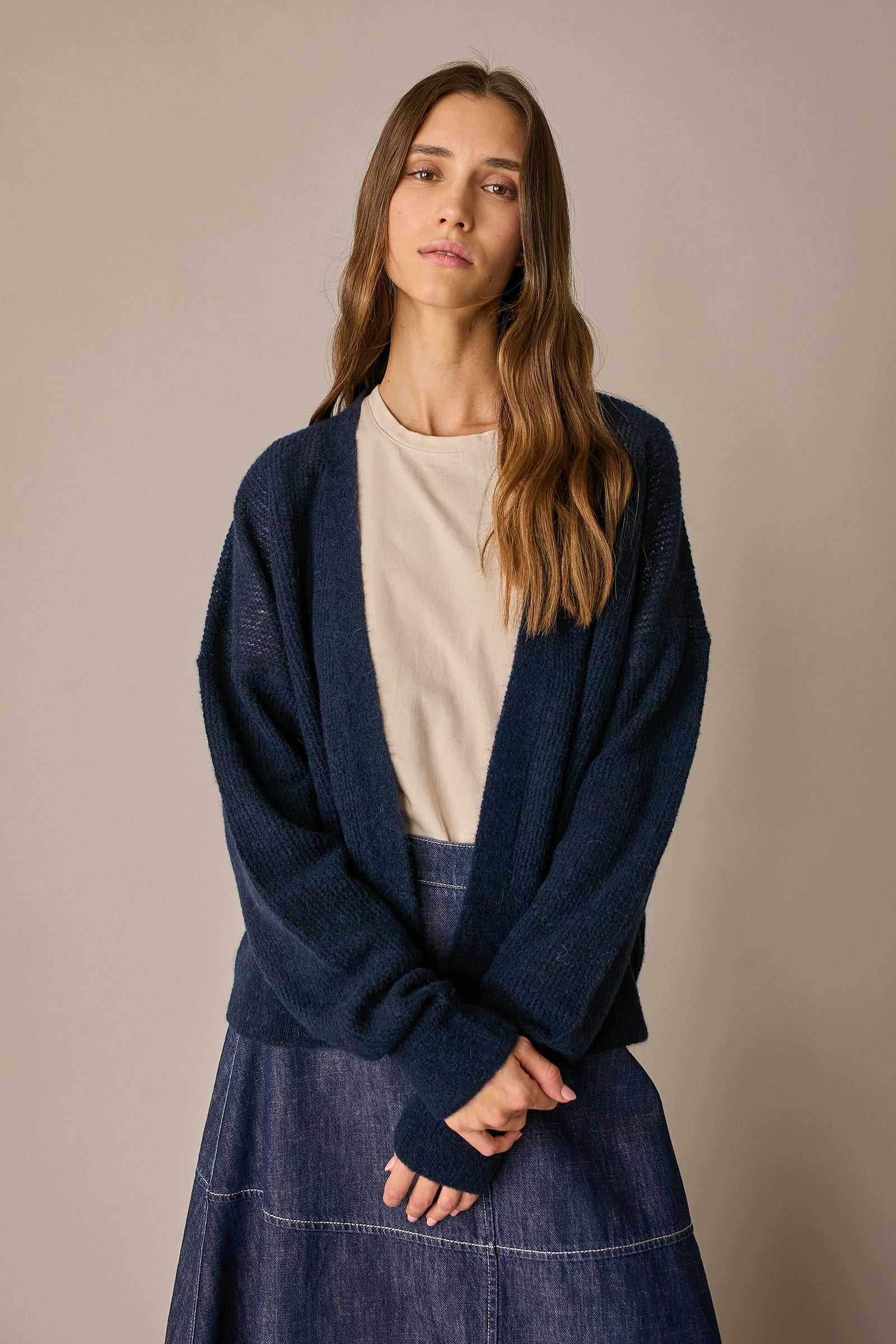 Buttonless alpaca and Merino wool cardigan