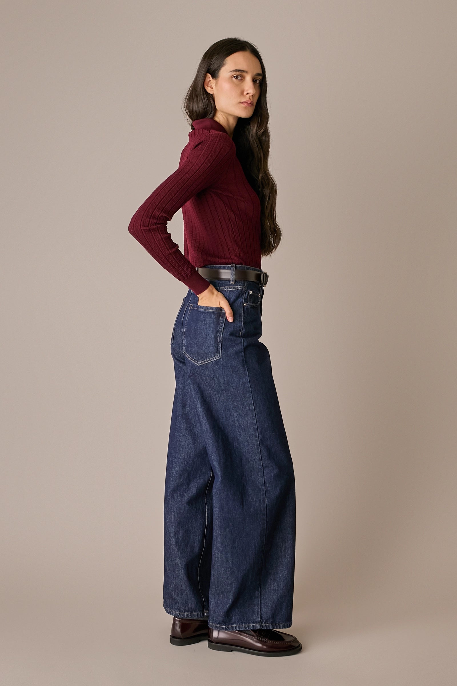 Polo traforata in lana Merino ultrafine