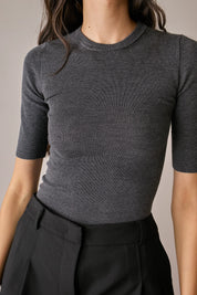 Maglia girocollo a mezze maniche