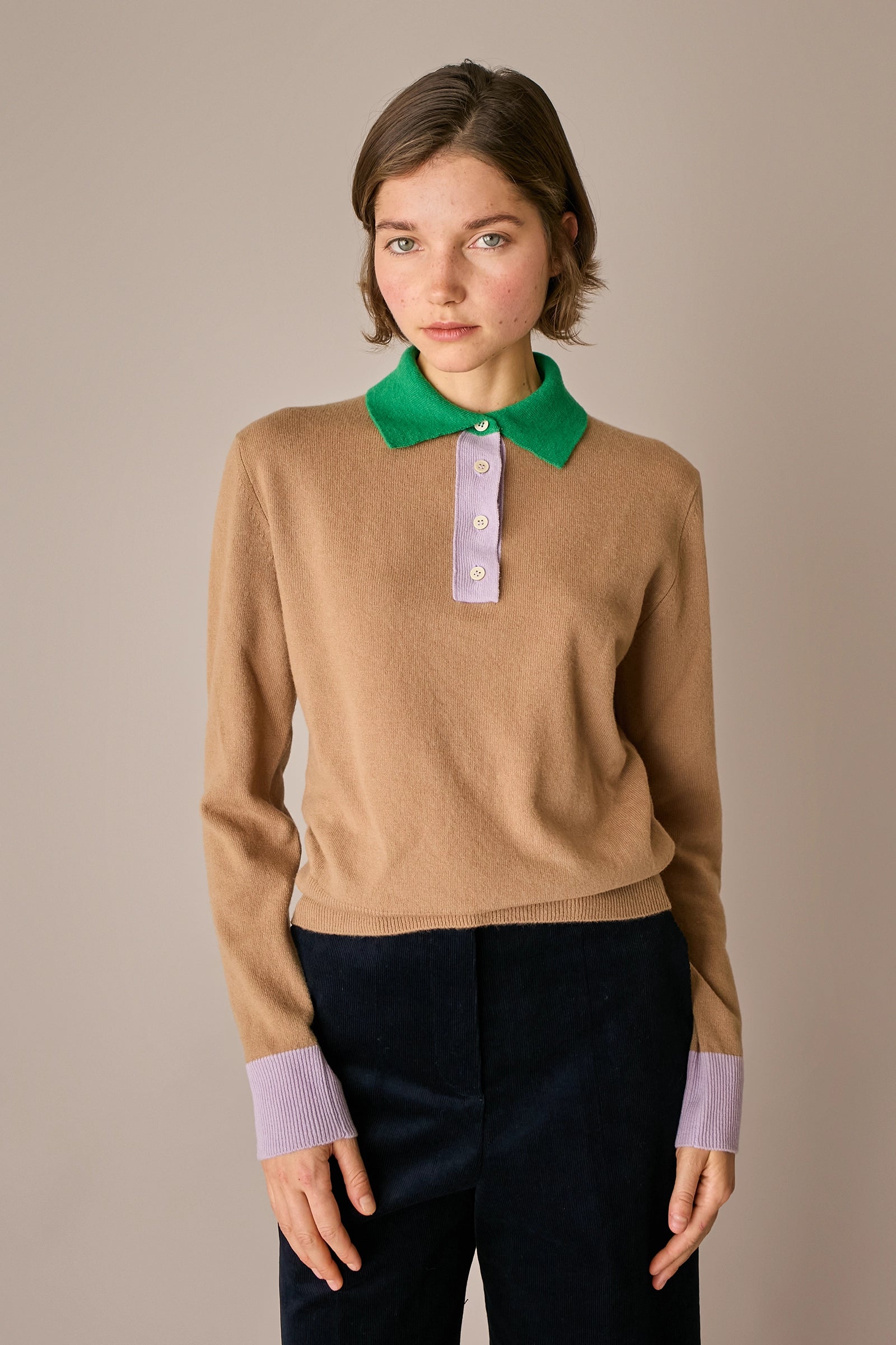 polo colour block, colletto, polsini e abbottonatura a contrasto, biscotto