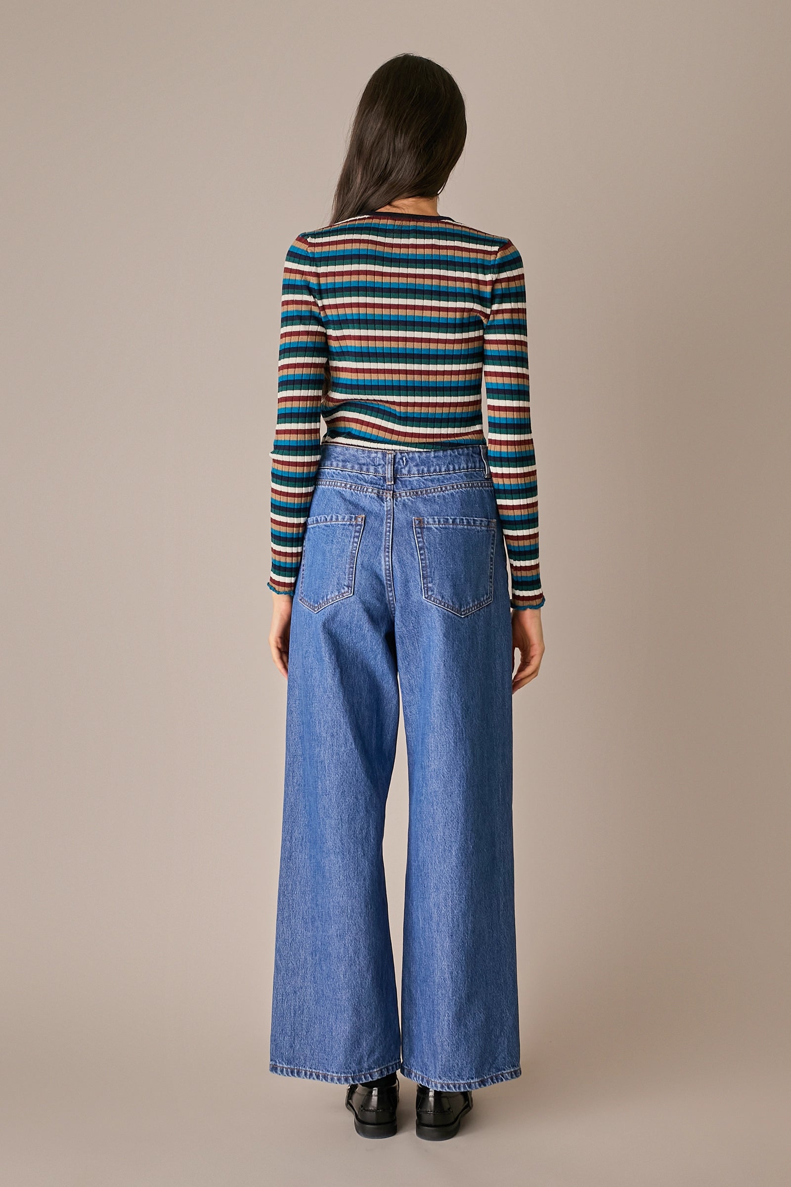maglia a costine millerighe, modello girocollo a costine, bluette
