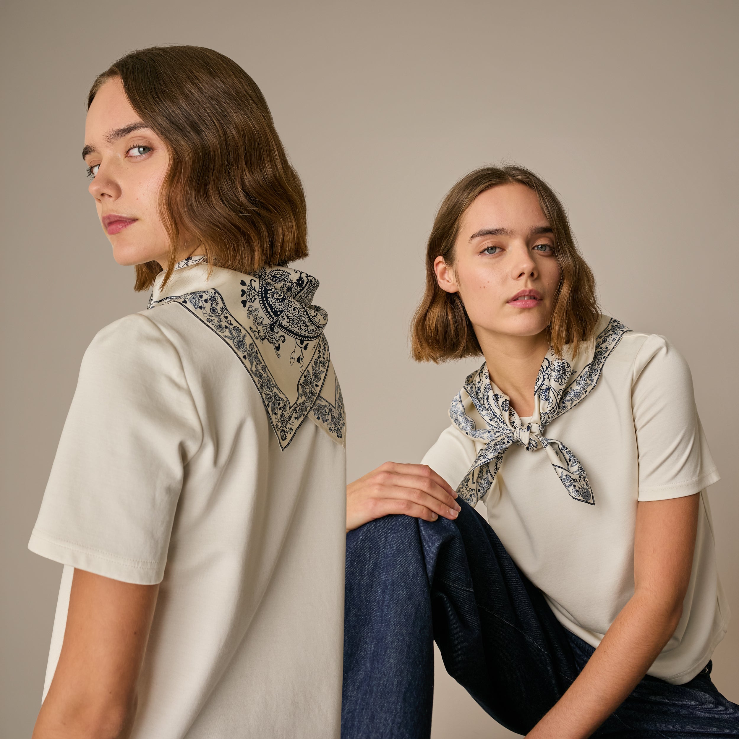 T-shirt-con-foulard.jpg